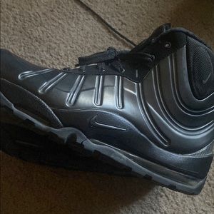 Nike boots size 10